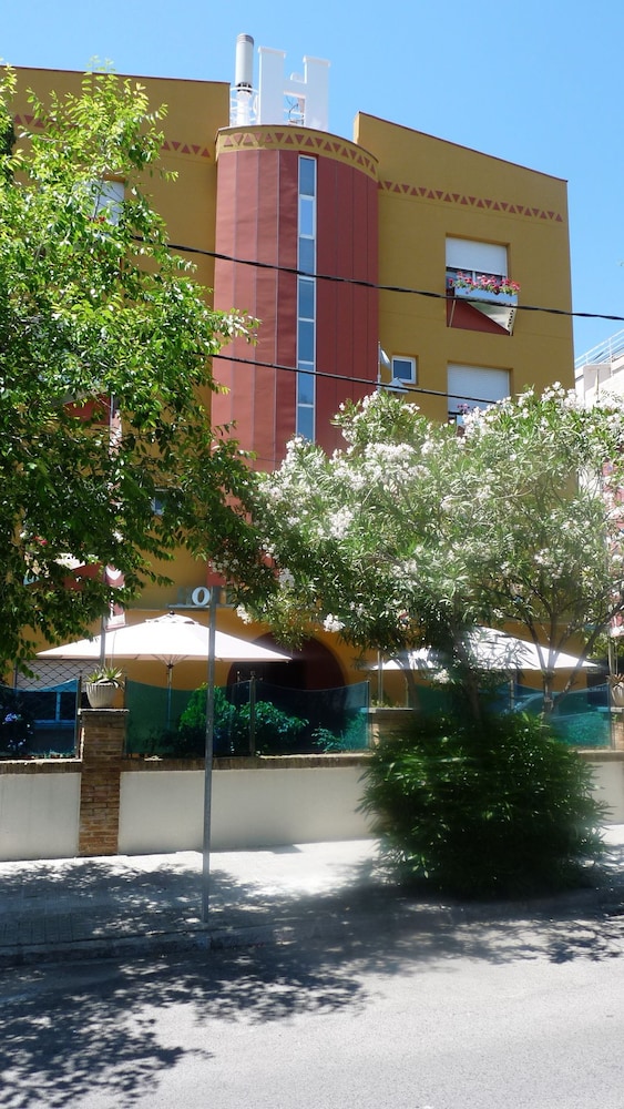 Hotel Ribes Roges, Vilanova