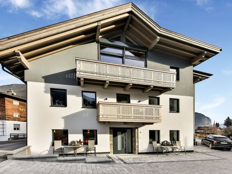 Inviting Apartment in Inzing With Garden, Inzing