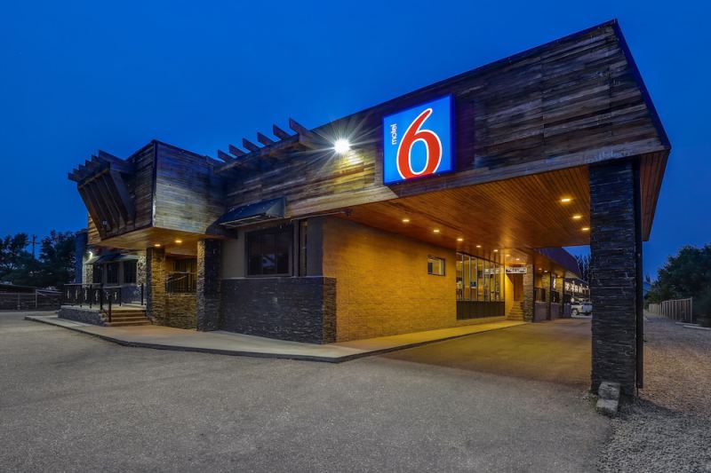 Motel 6 Brooks, AB, Brooks