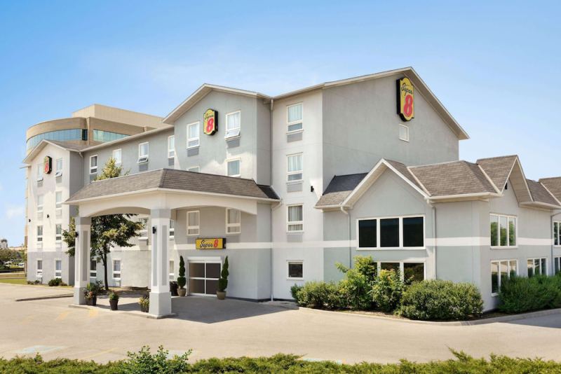 Super 8 by Wyndham Ajax/Toronto On, Ajax