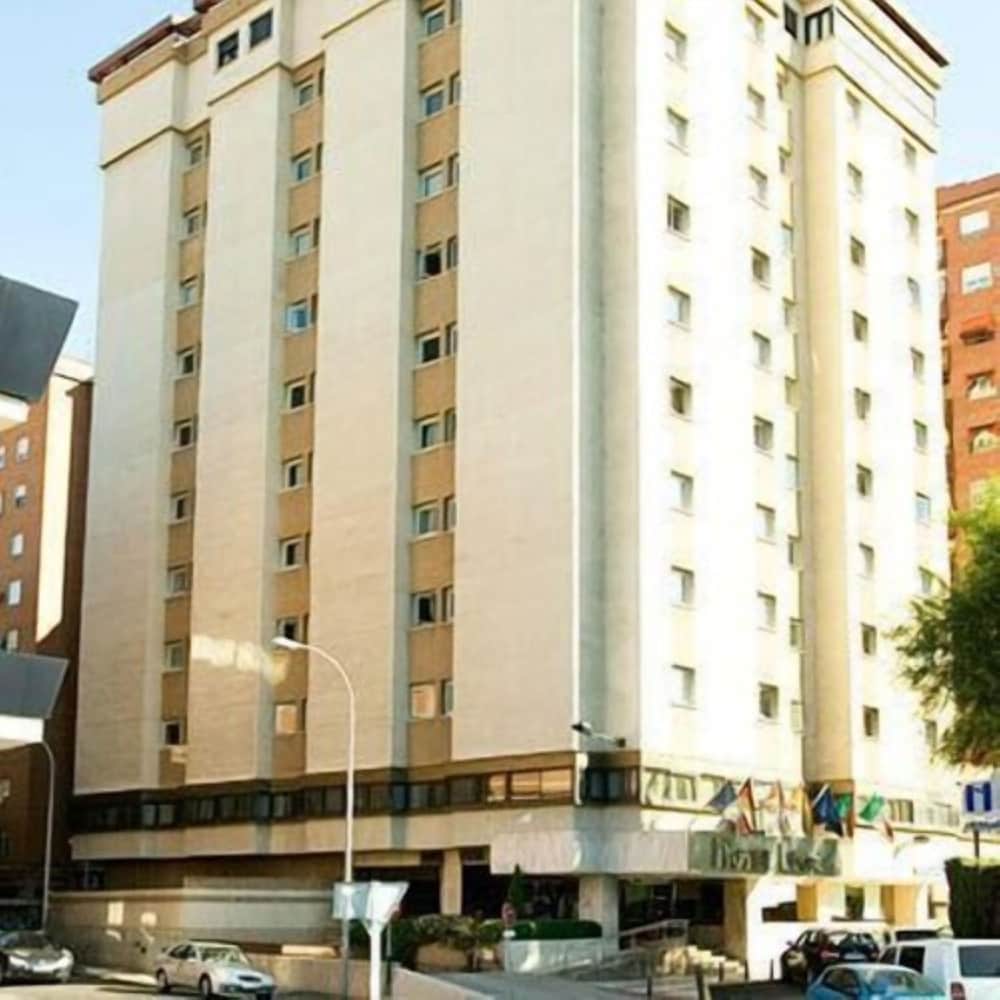 Hotel Ébora by Vivere Stays, Talavera de la Reina
