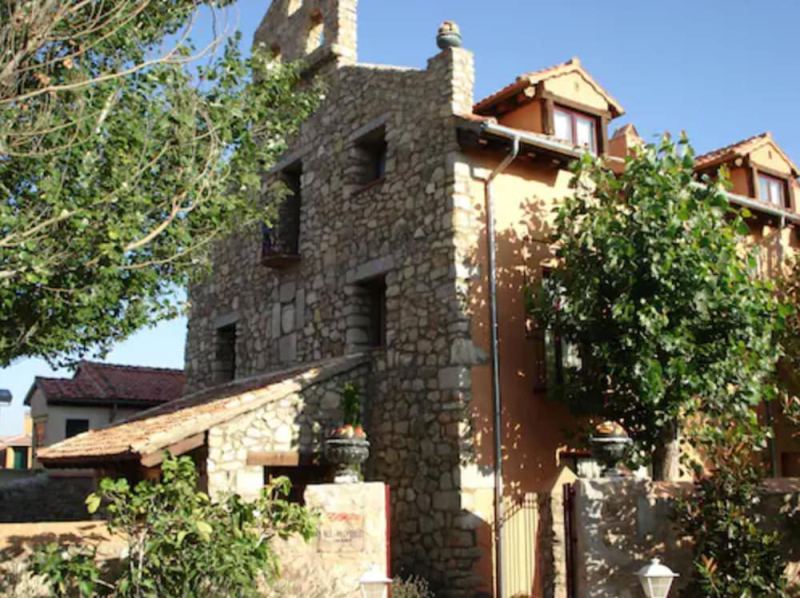 Hotel El Rancho, Tierras de Cantalejo y Santa María la Real de Nieva
