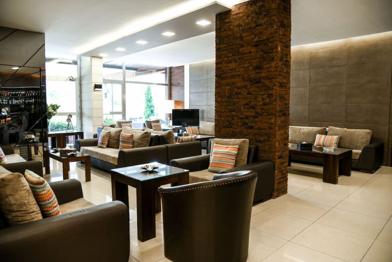 Serail Hotel, Ehden