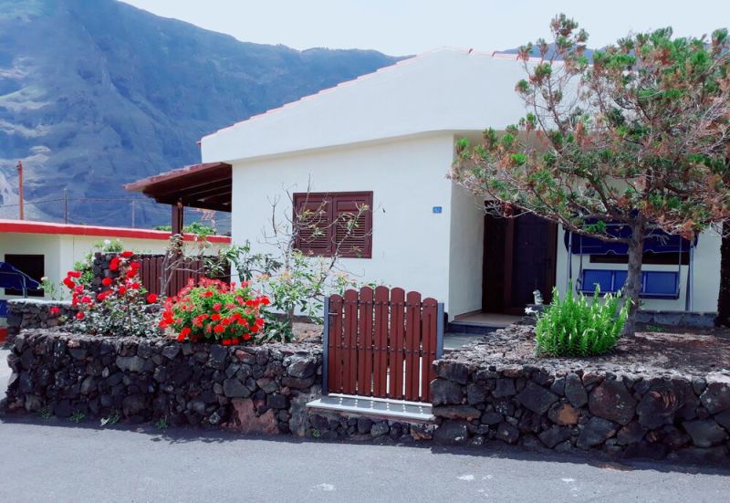 Casa Rita 4, Frontera