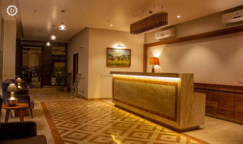 Hotel Daani Continental, Imphal