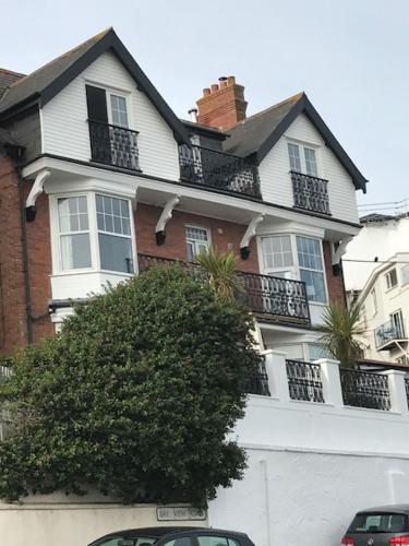 5 Sandleigh Apartment, Devon