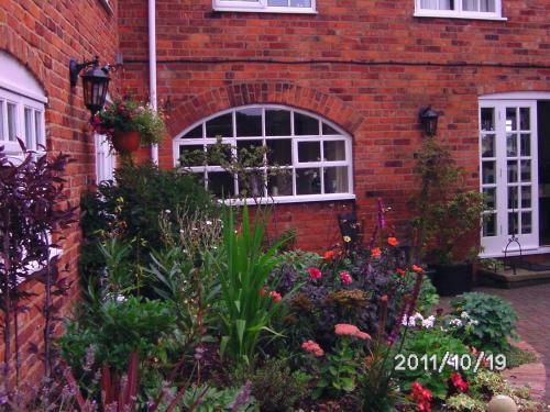 The Old House B And B, Atherstone