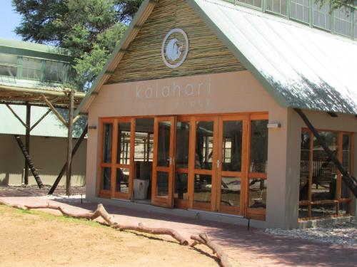 Kalahari Game Lodge, Koes