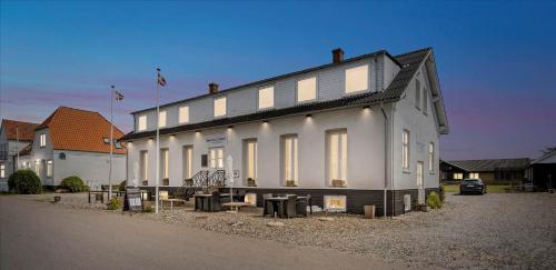 Tante Tut Og Onkel E Hotel & Bistro, Samso